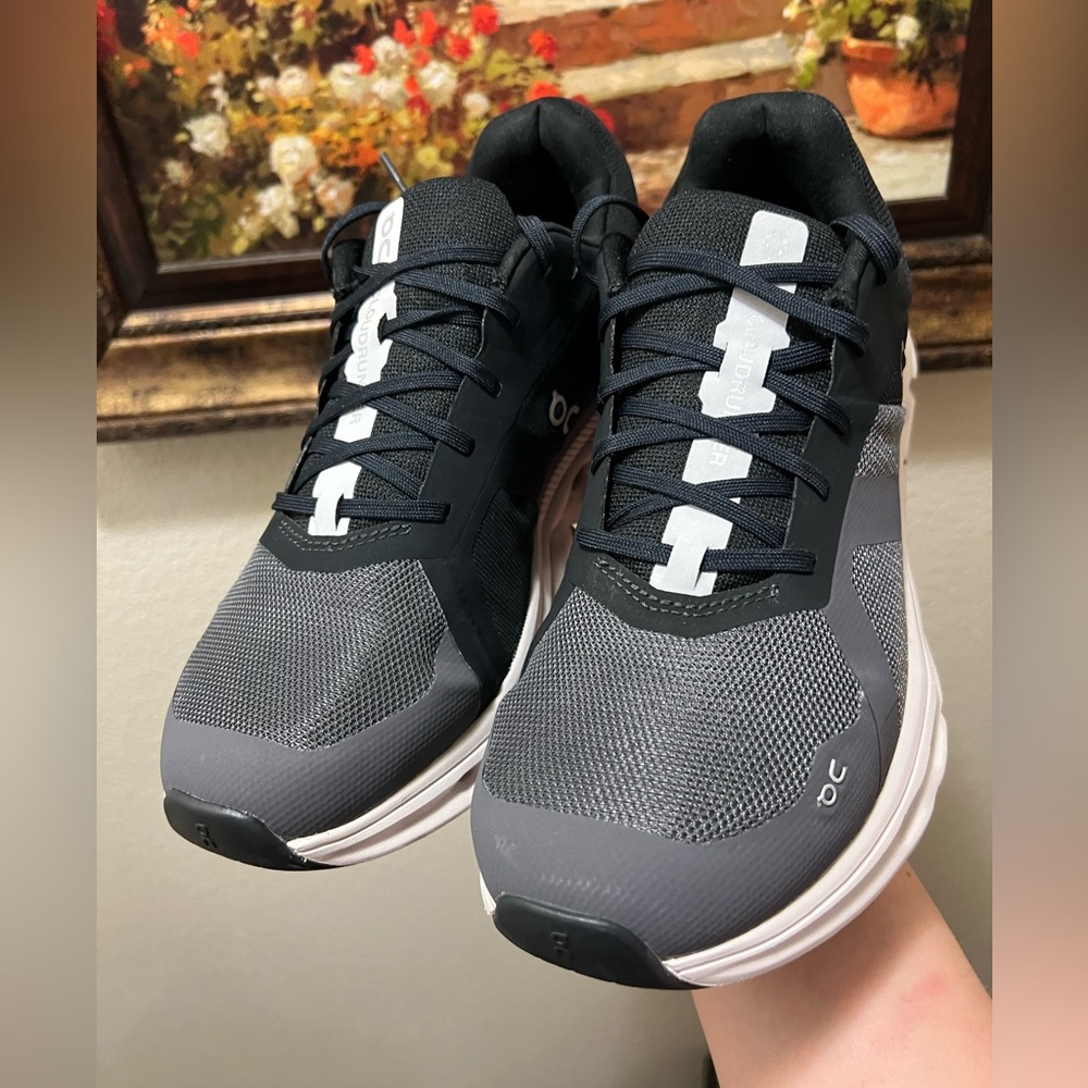 On Running Cloudrunner Eclipse Frost Men shoes - image 9